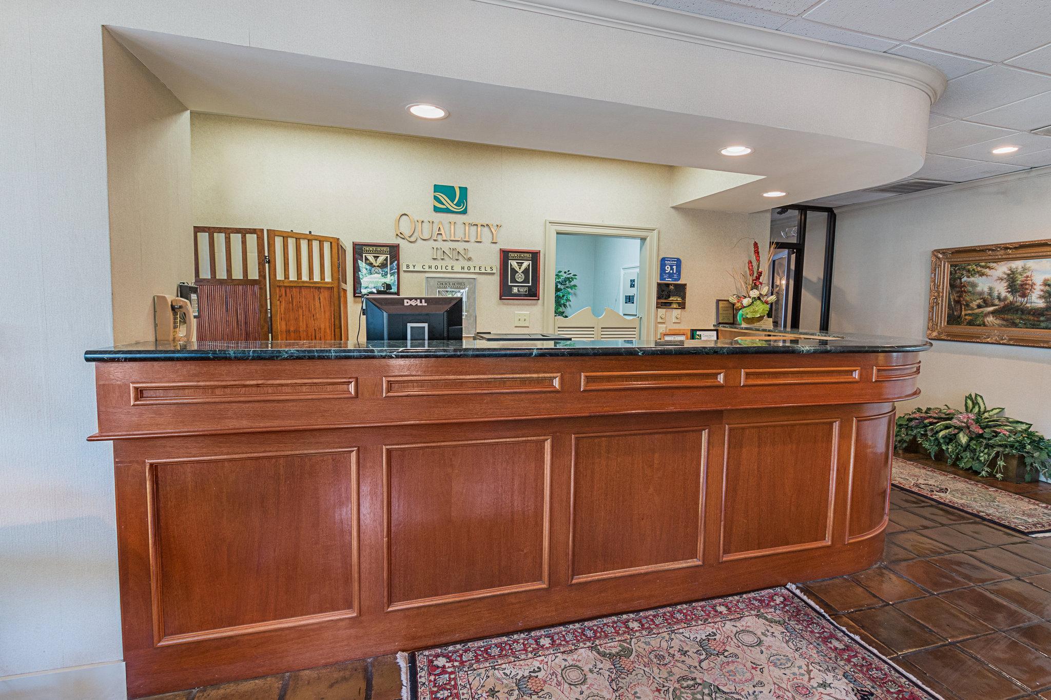 Quality Inn Эннис Экстерьер фото